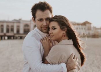 Het bijzondere liefdesverhaal van Loretta Schrijver en haar partner Lou Vaz Dias