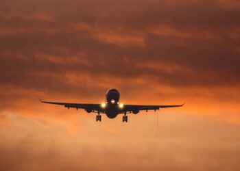 Waarom een vlucht van twee uur soms een volledige reisdag kost